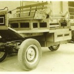 Gasilski voz, izdelek kovaškega mojstra Janeza Benda v Trzinu, fotografija, fotograf neznan, okoli 1955, črno-bela, hrani Zinka Kosmač