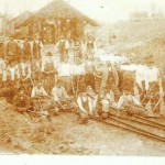 Ob gradnji železniške proge v Trzinu, fotografija na kartonu, fotograf neznen, 1890, hrani Iva Dolenc